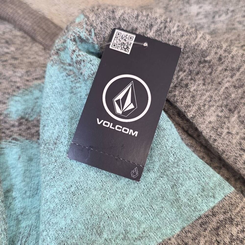 Volcom - Picture 5 of 6